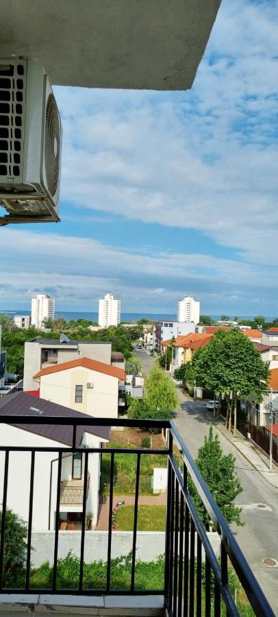 Hotel Blue Sky Resort Ефоріє-Норд Екстер'єр фото