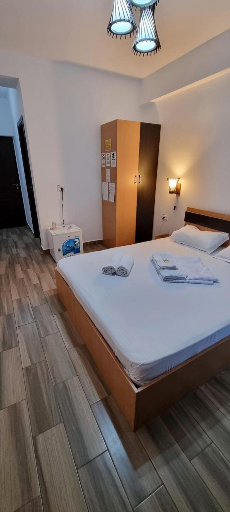 Hotel Blue Sky Resort Ефоріє-Норд Екстер'єр фото