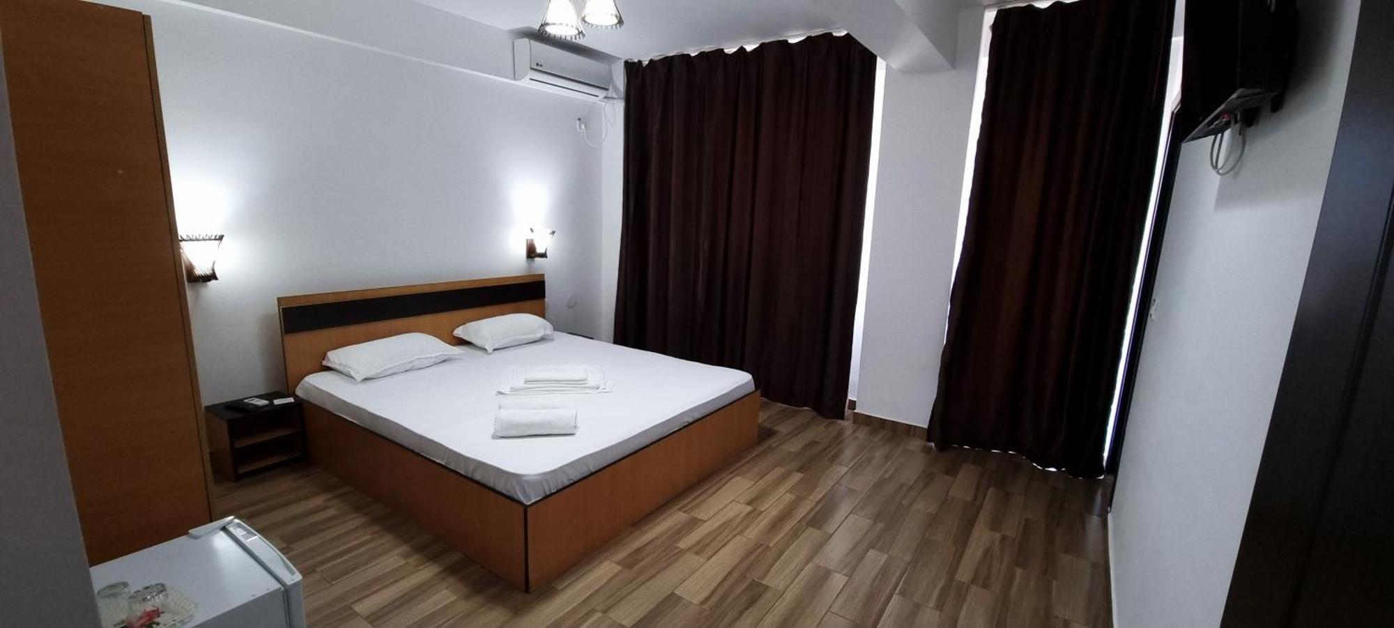 Hotel Blue Sky Resort Ефоріє-Норд Екстер'єр фото