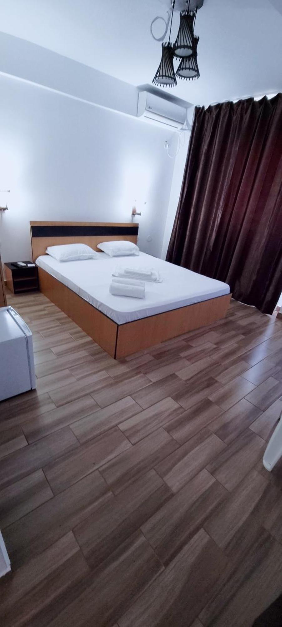 Hotel Blue Sky Resort Ефоріє-Норд Екстер'єр фото