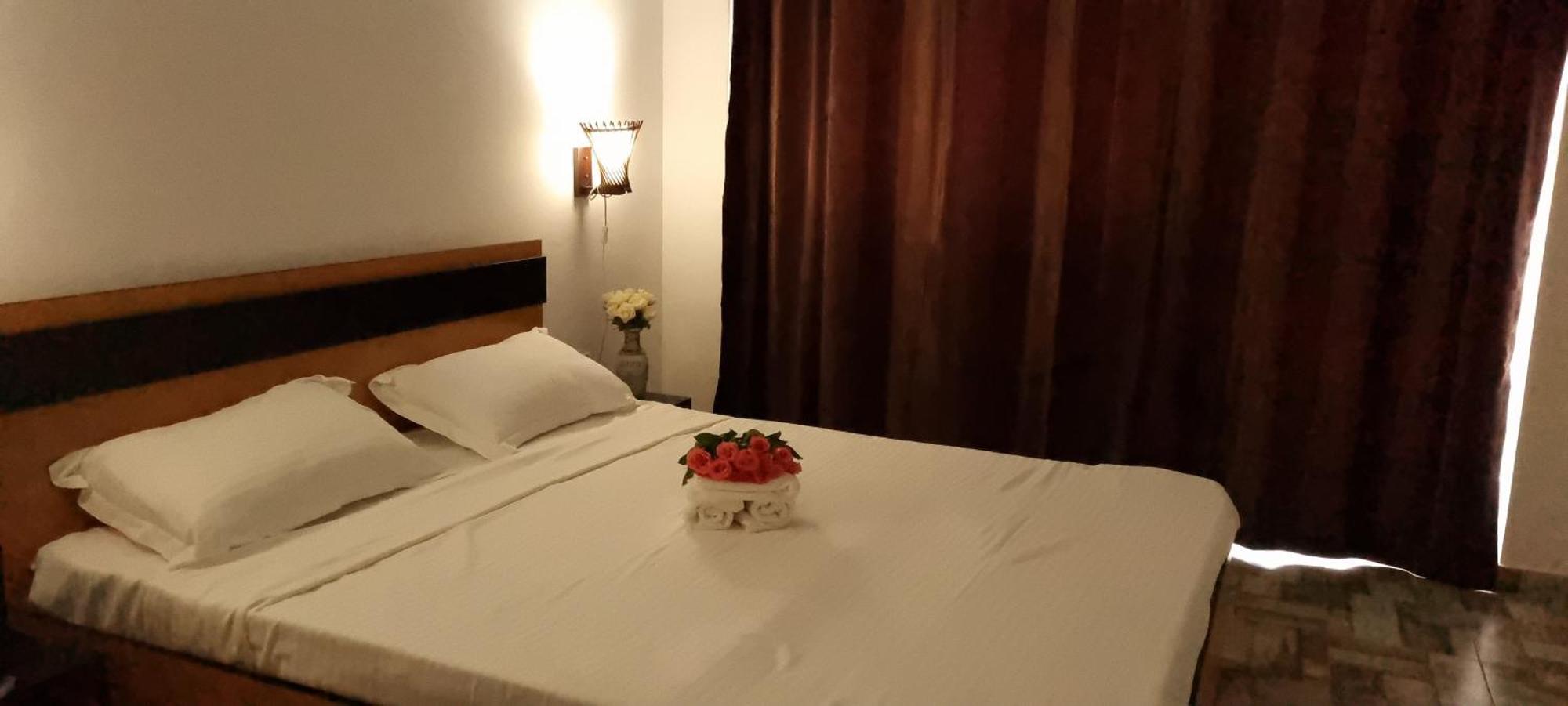 Hotel Blue Sky Resort Ефоріє-Норд Екстер'єр фото