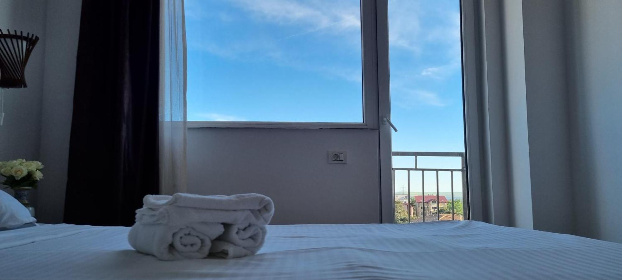 Hotel Blue Sky Resort Ефоріє-Норд Екстер'єр фото